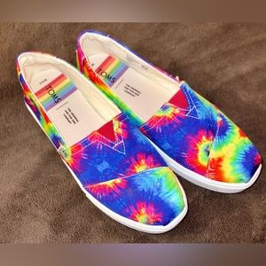 TOMS AVALON SLIP-ON - WOMEN'S SNEAKER - WOMEN'S SIZE W8.5